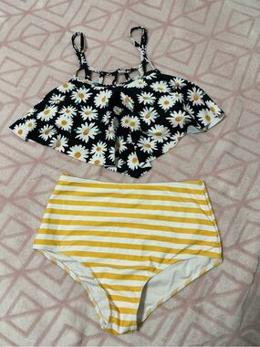 Tankini 3pc set, Daisy Flounce Top & Yellow Stripe High-Waist Bottoms sz.S